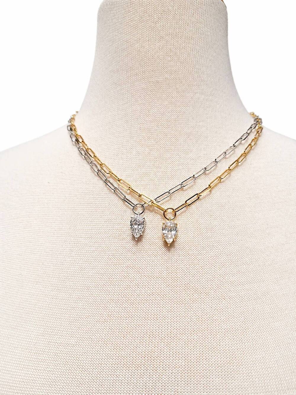 NEW NO WHINING DESIGNING women's teardrop necklace in platinum